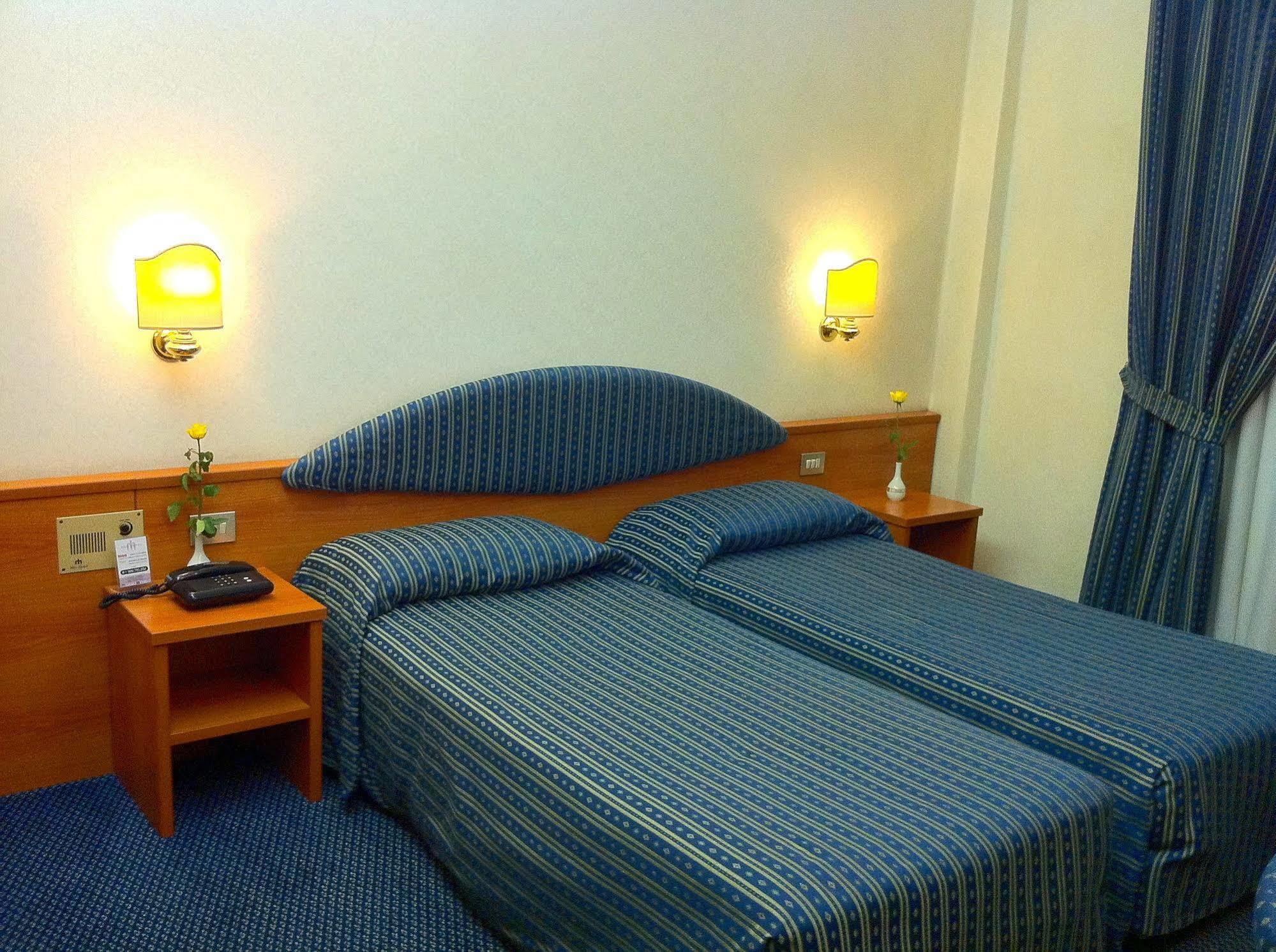 Hotel Mec Milano Ngoại thất bức ảnh